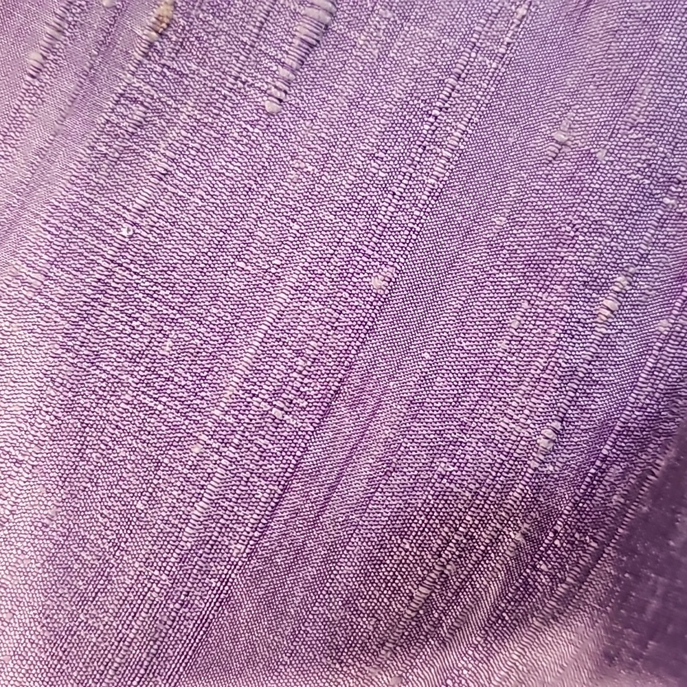 Beautiful  Lavender silk approx  5 yards - Picture 4 of 4
